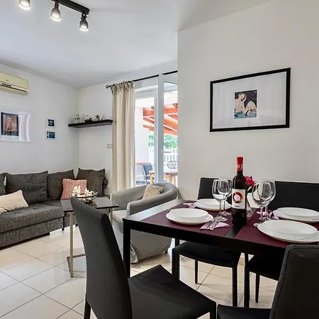 Adria Garden 2 - #127552 *
